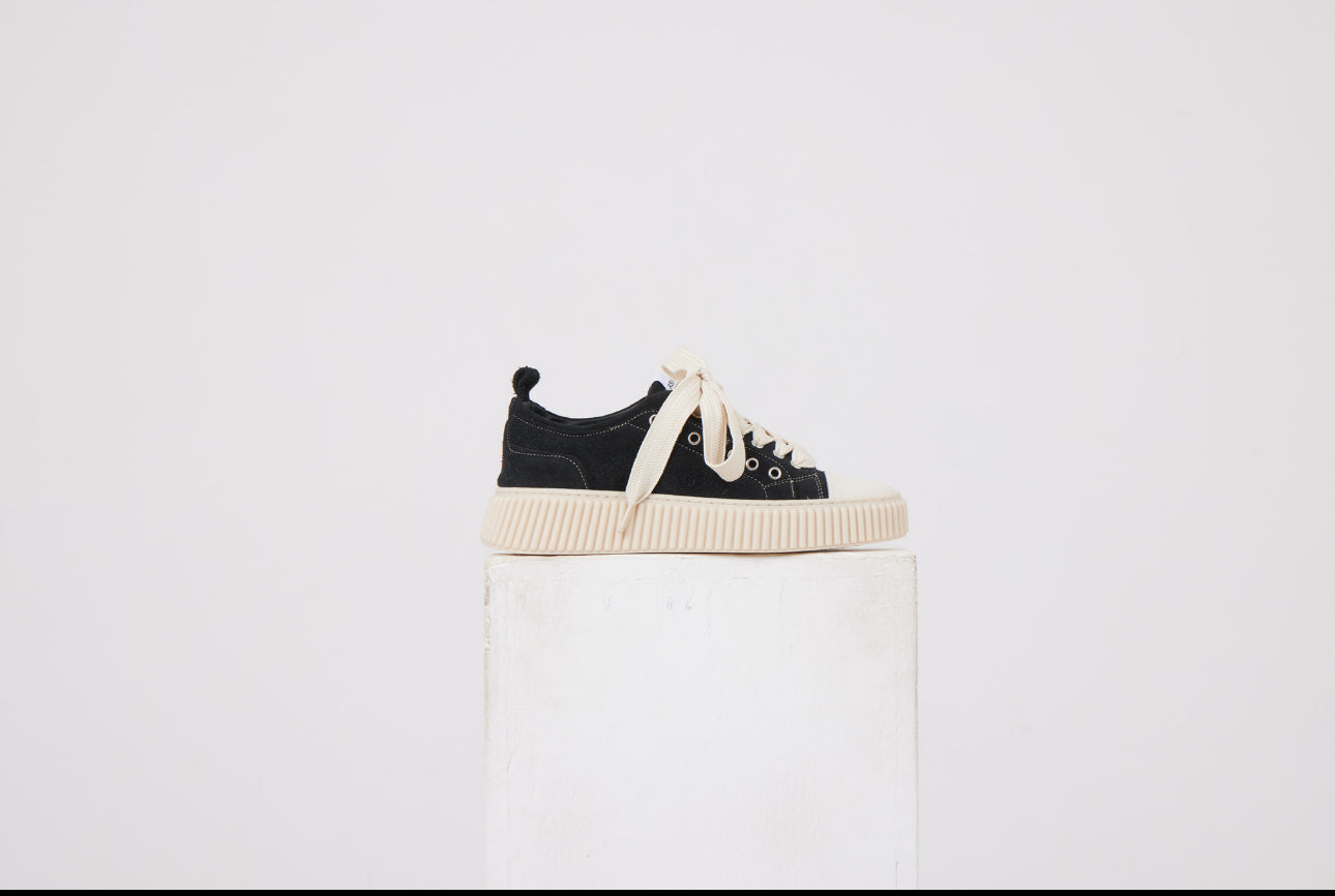 Sneakers Asensyo Black Camoscio