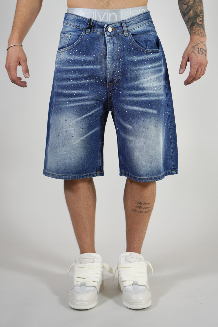 Short Diamond Blue