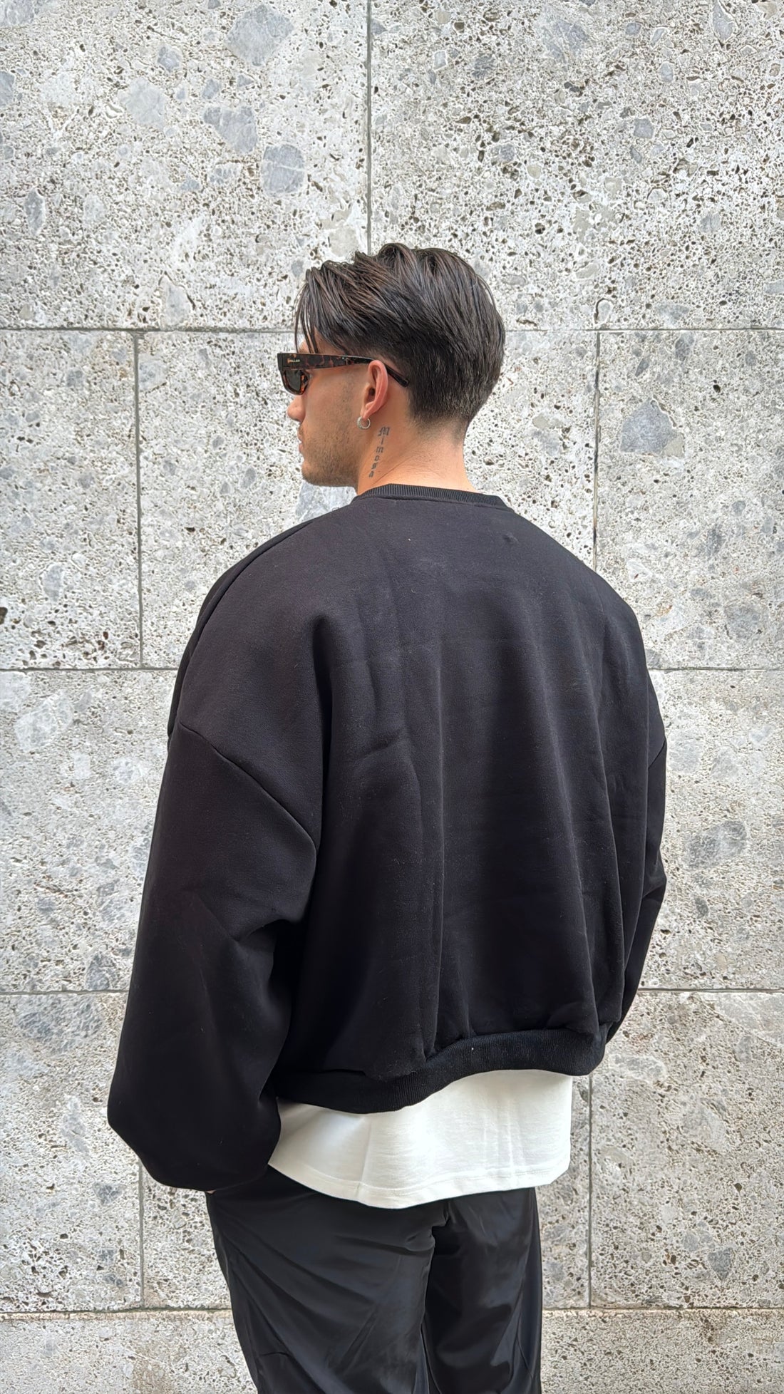 Crewneck Over