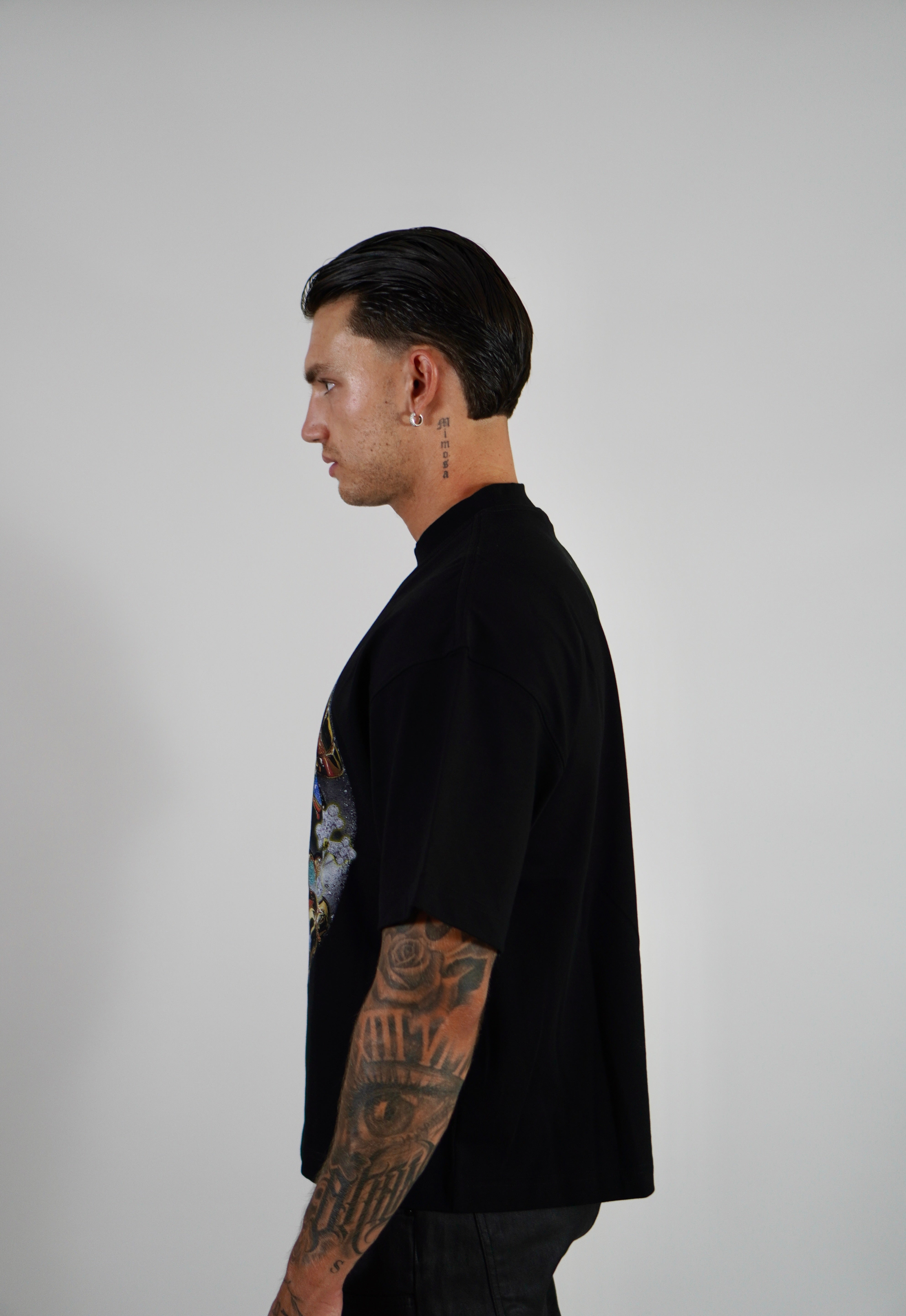 T-Shirt White Metal Colored