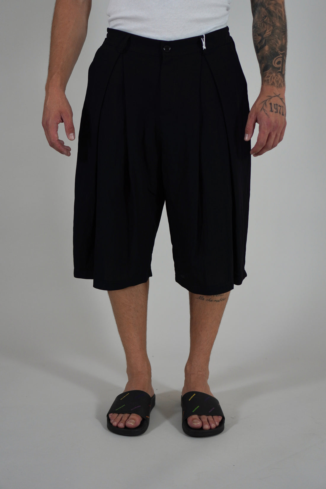 Bermuda Super Pencies Simil Lino Black