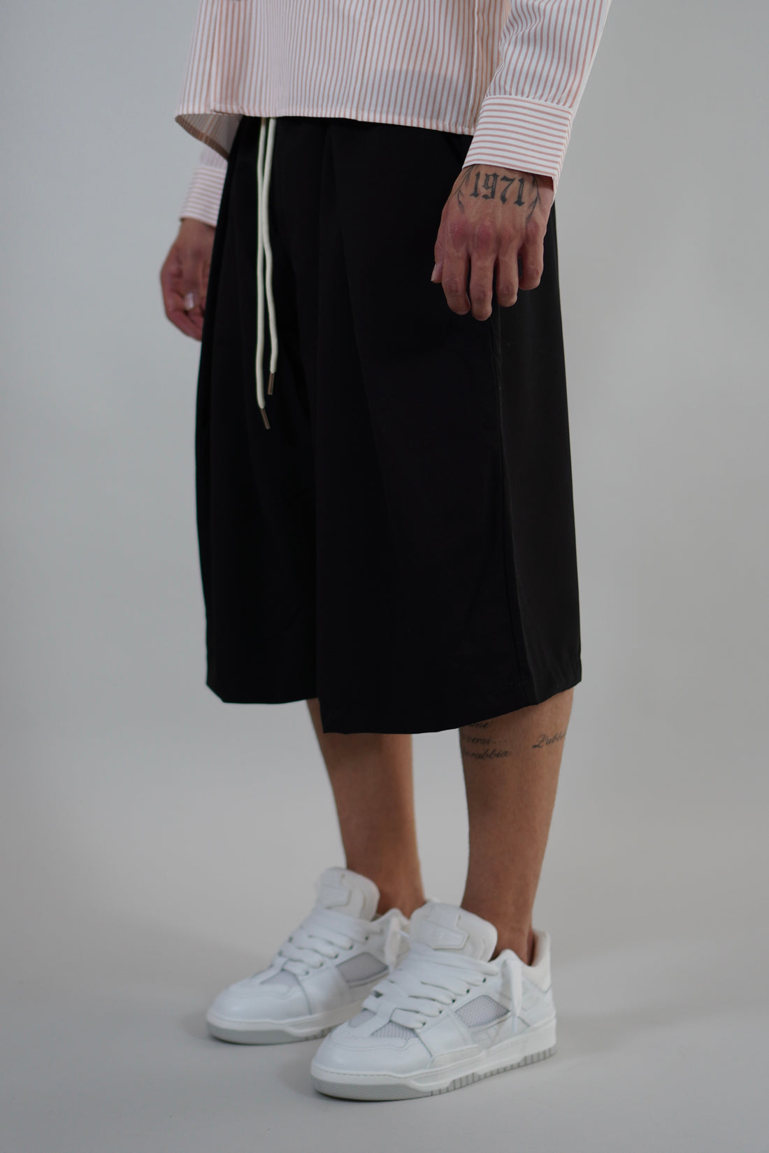 Bermuda Deep Black