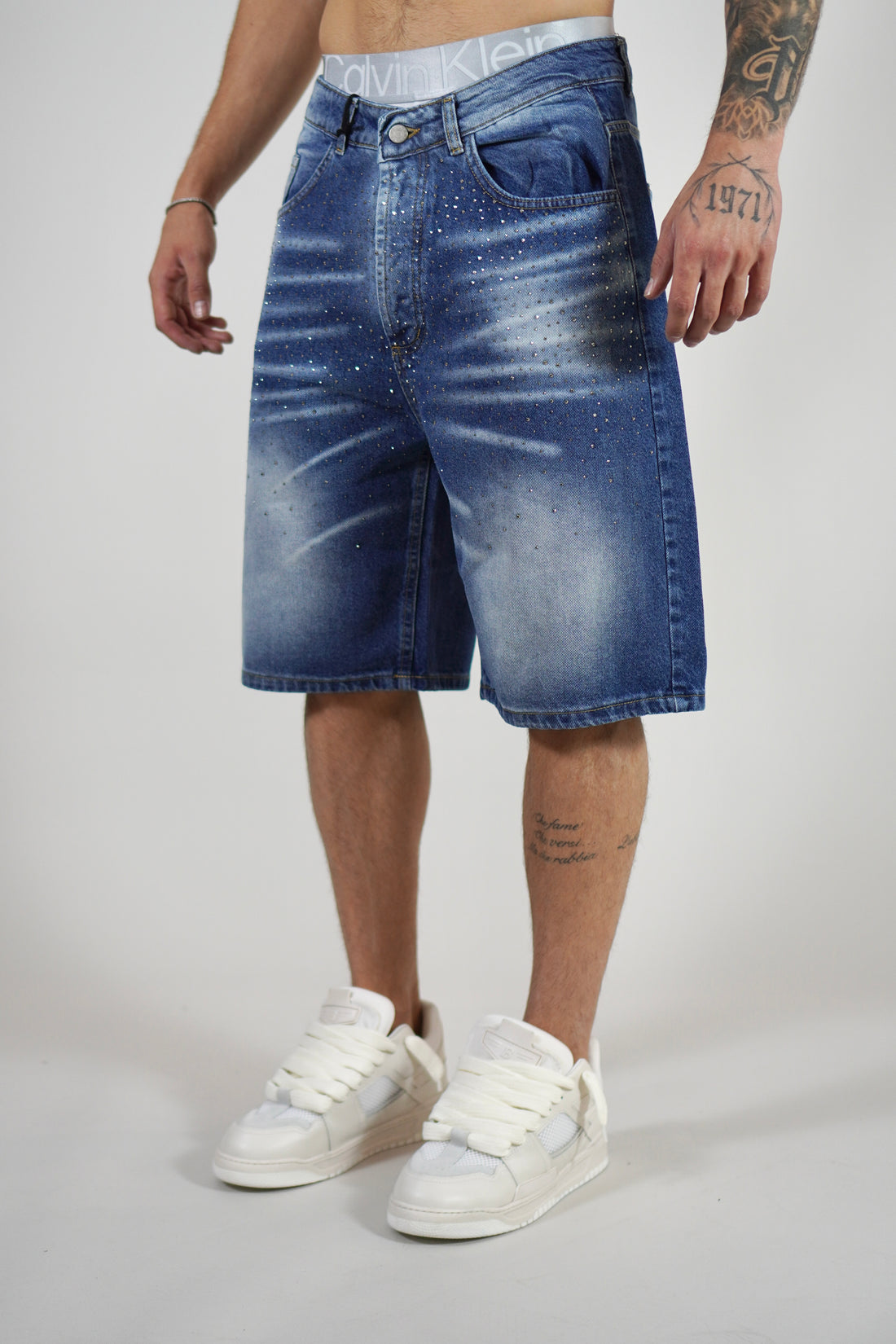 Short Diamond Blue