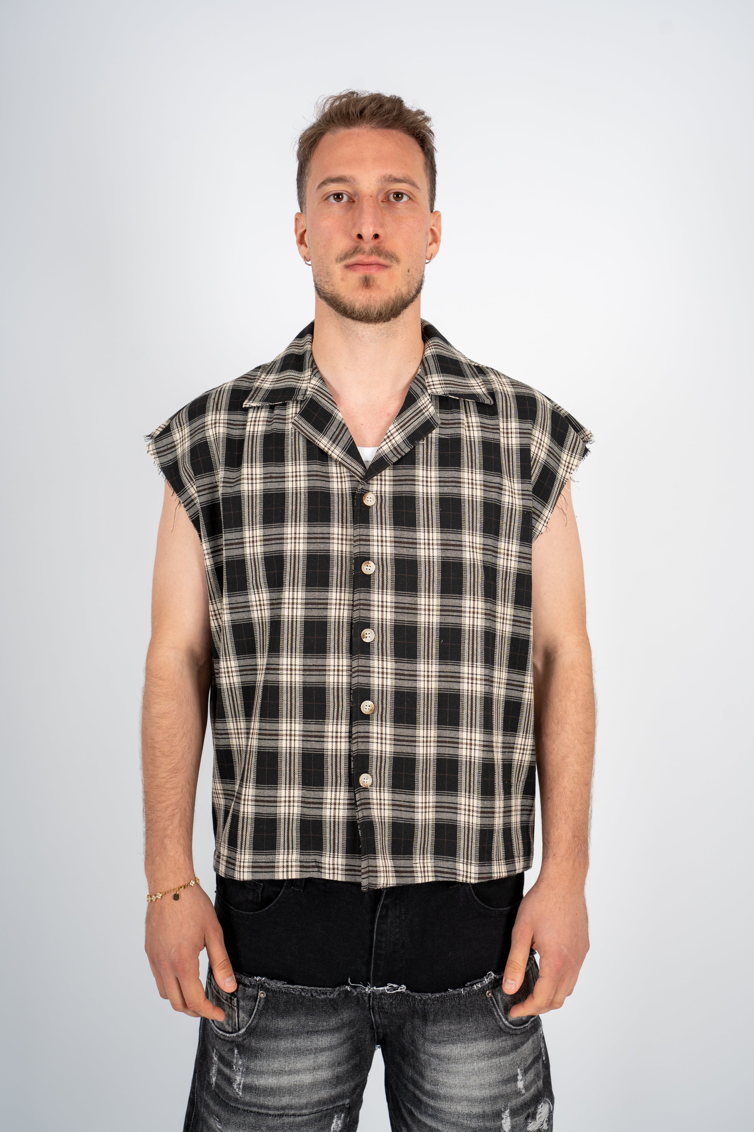 Camicia Smanicata Quadri (4 colori)