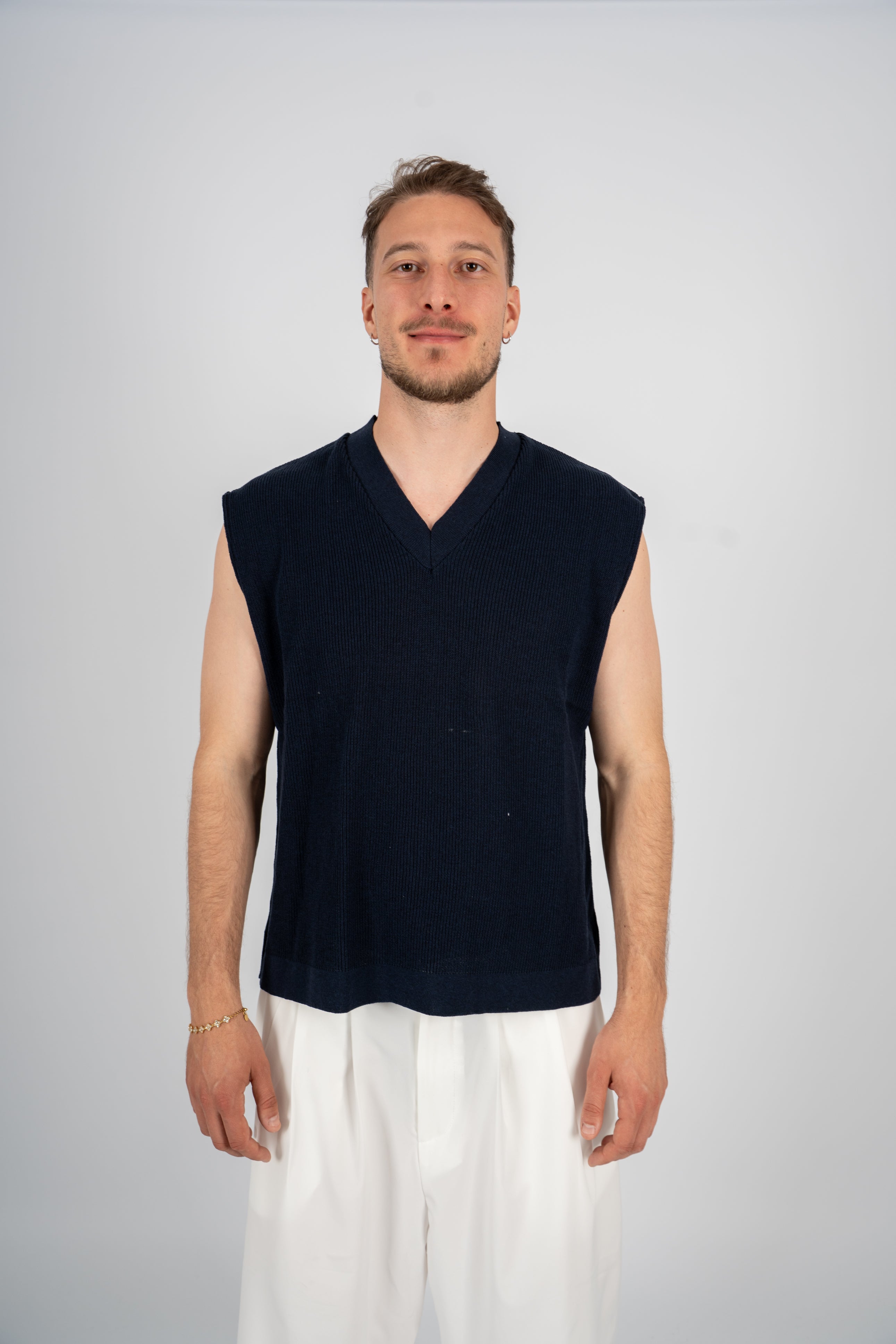 Polo Smanicata Scollo a V (3 colori)