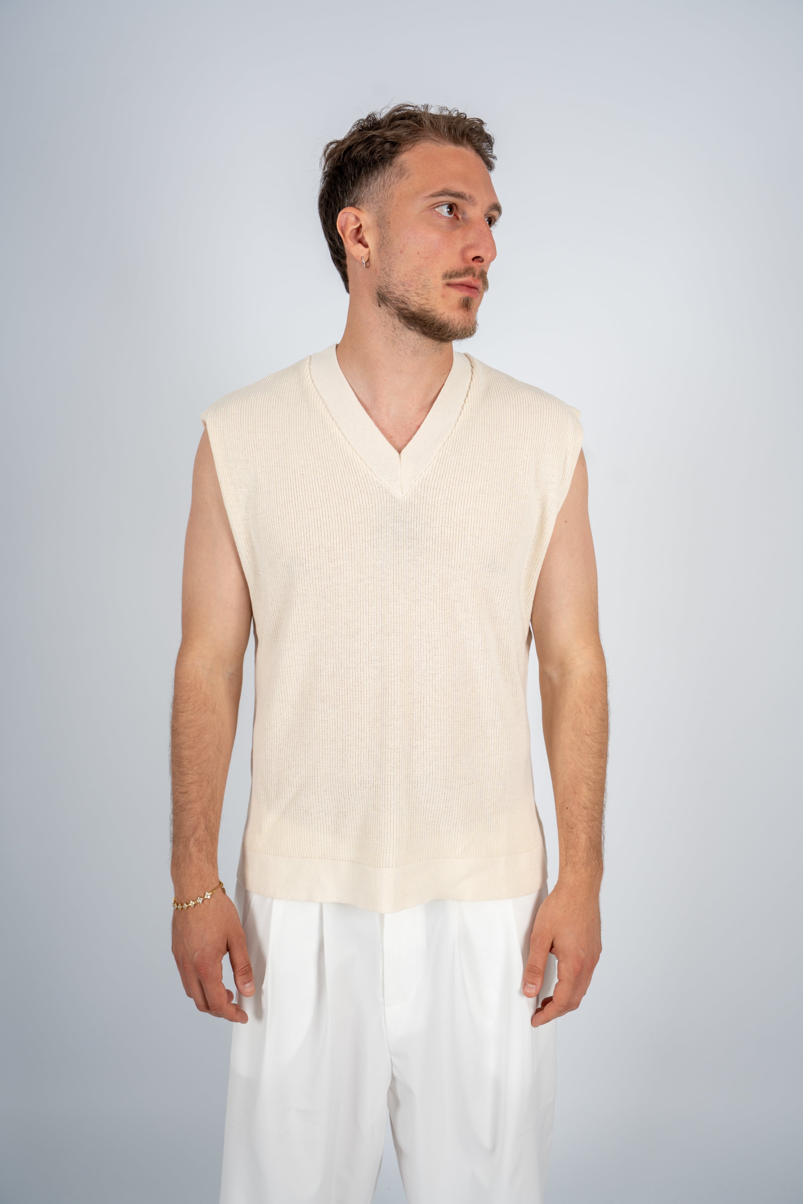 Polo Smanicata Scollo a V (3 colori)