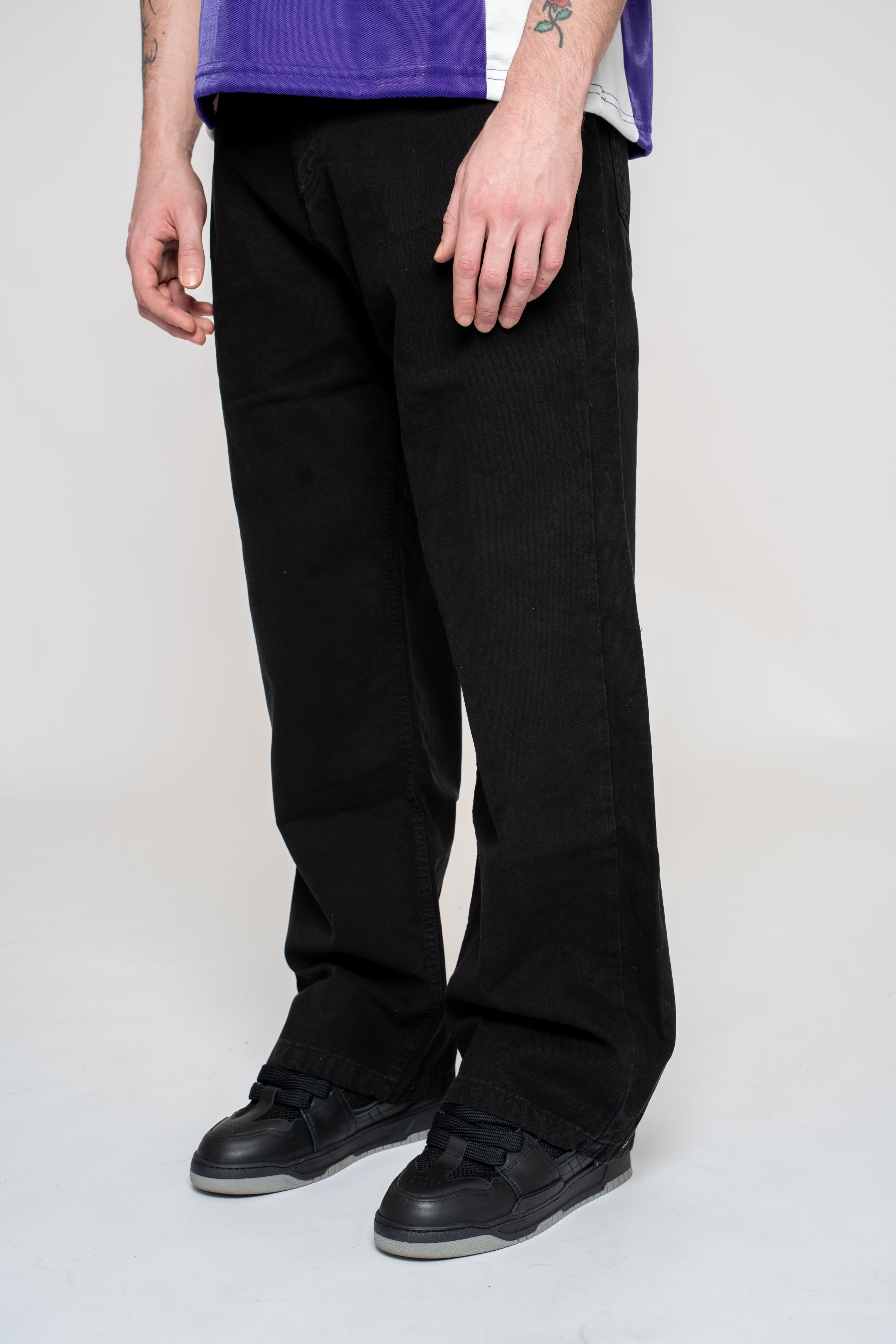 AE701748.jpg