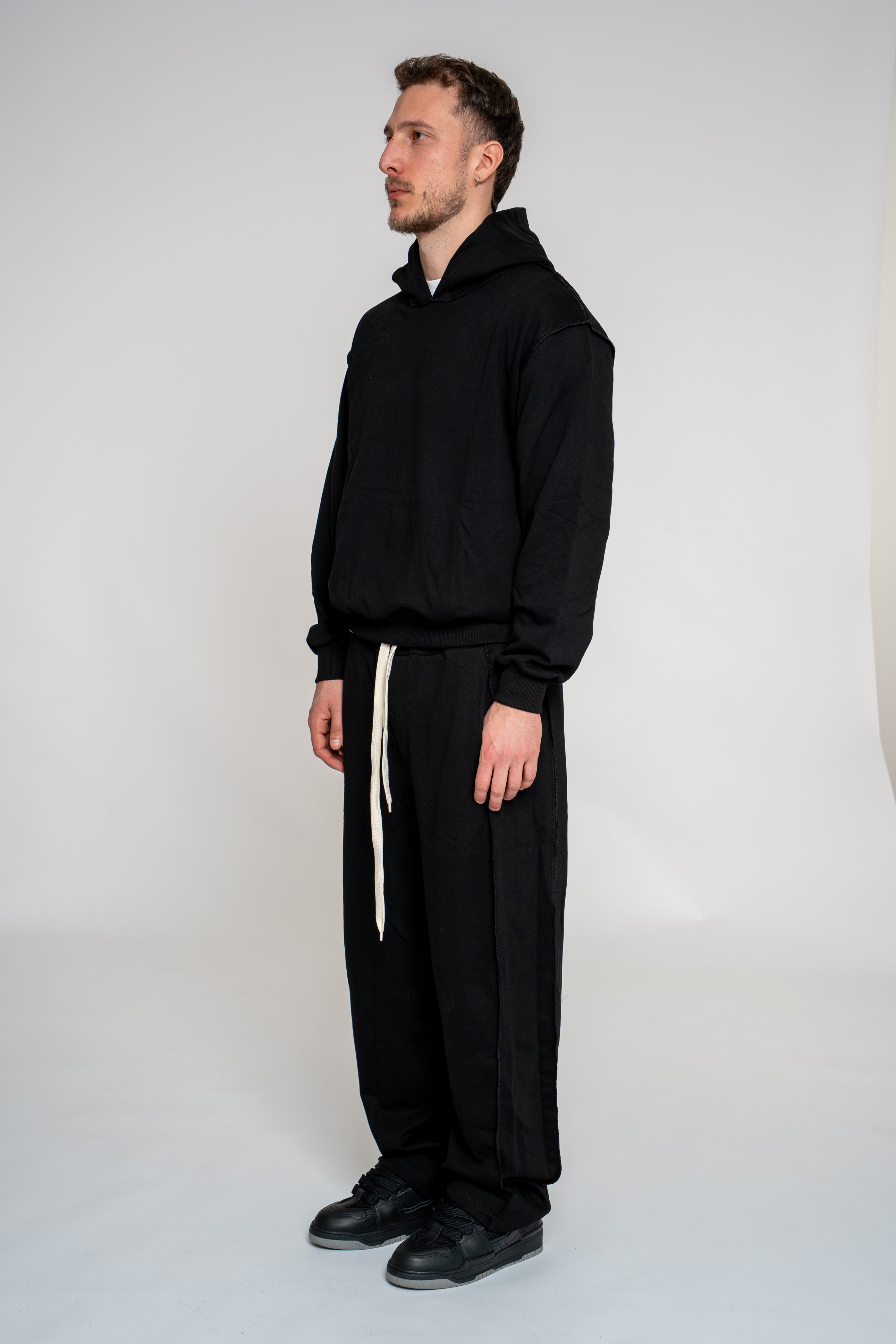 Tuta Boxy Chill Reverse (3 colori)