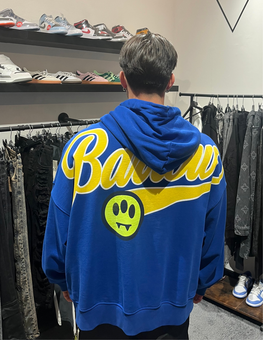 Hoodie Barrow Logo
