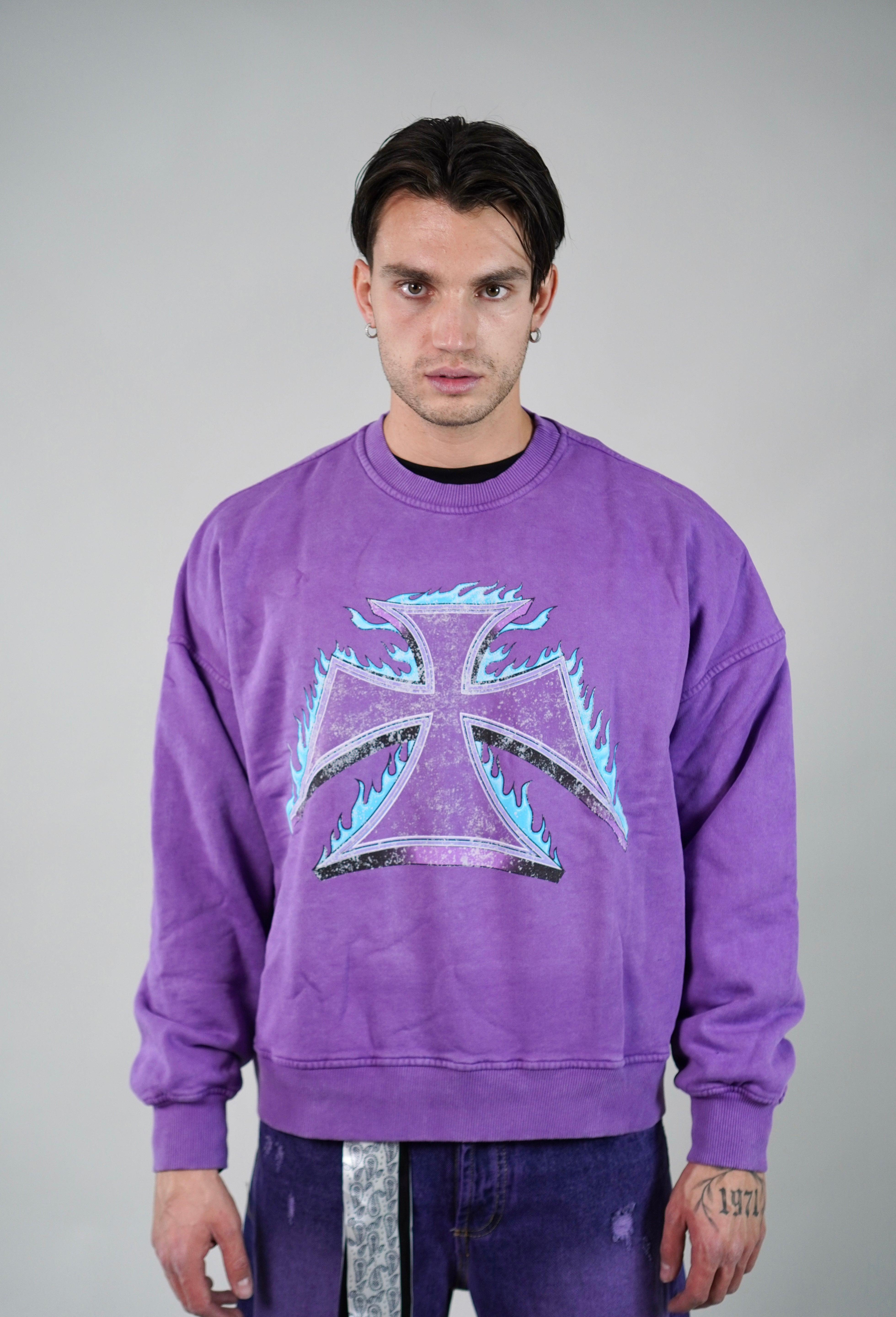 Crewneck Cross Purple